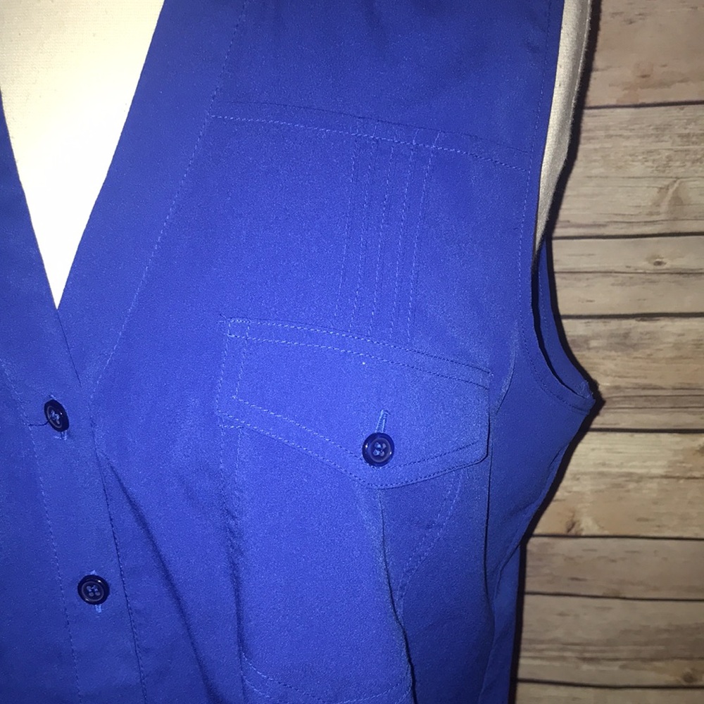 Spence Sleeveless Top size medium - Picture 2 of 8